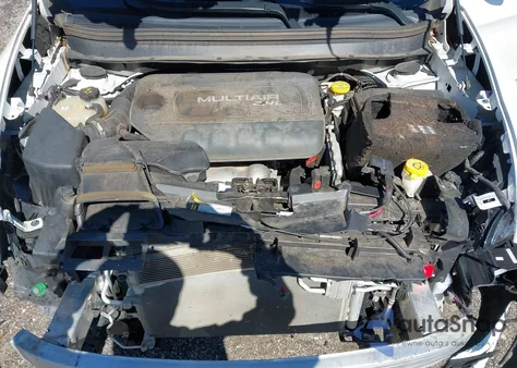 2017 Jeep Cherokee Altitude Fwd from USA, damaged, VIN 1C4PJLAB1HD240854